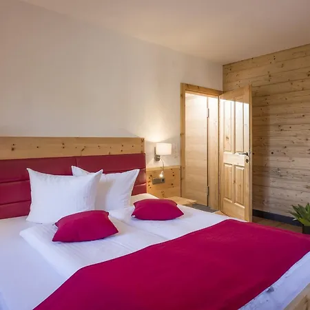 Refugium Dolomiten & Chalet Sillian Exterior photo